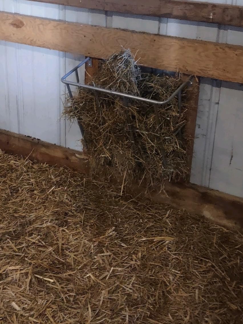 2 in 1 Hay Feeder Goat 22 Gallon customer photo 1