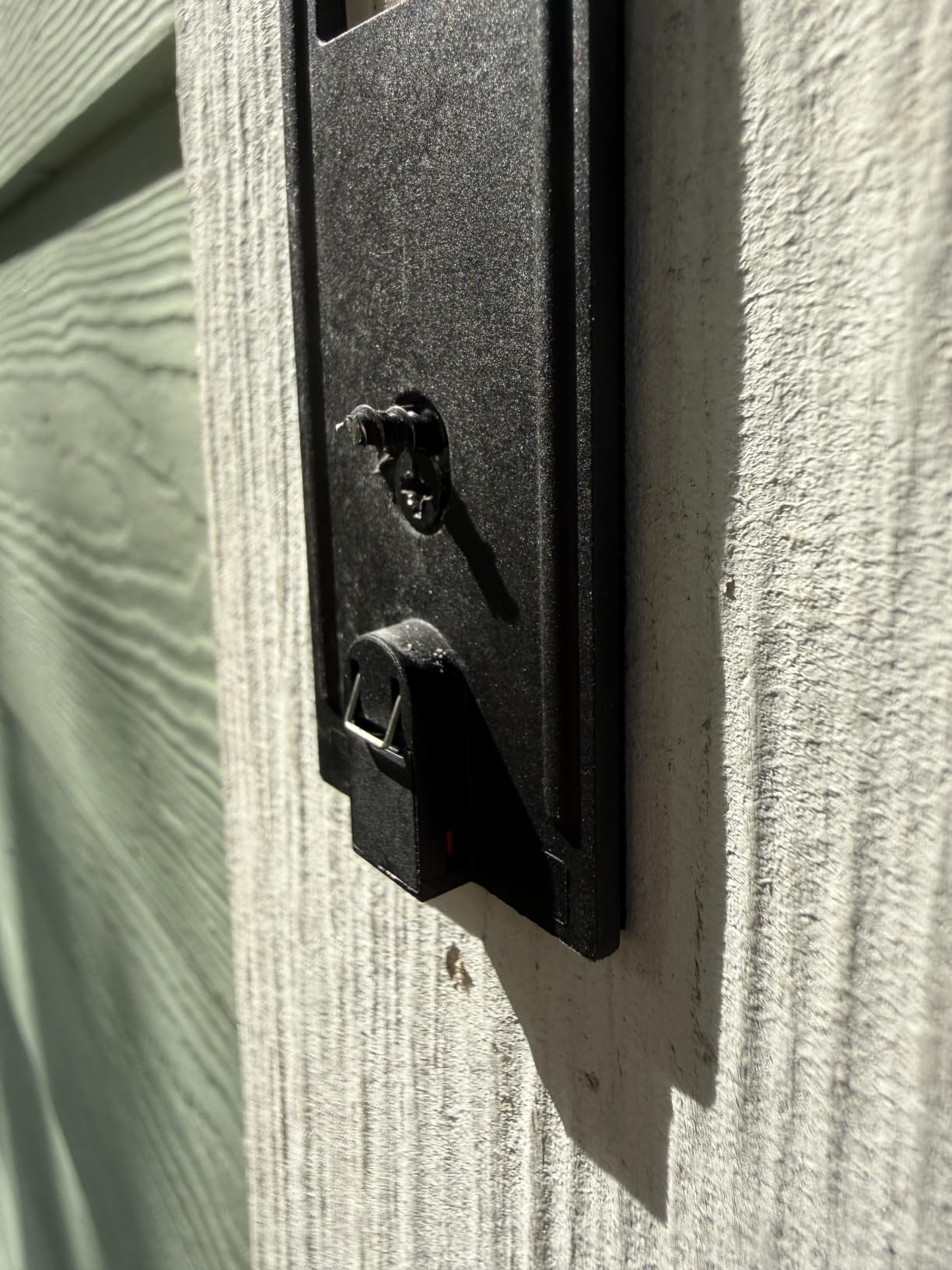 Ring Battery Doorbell (newest model), Speckled Gray with Chime (newest model), White customer photo 1