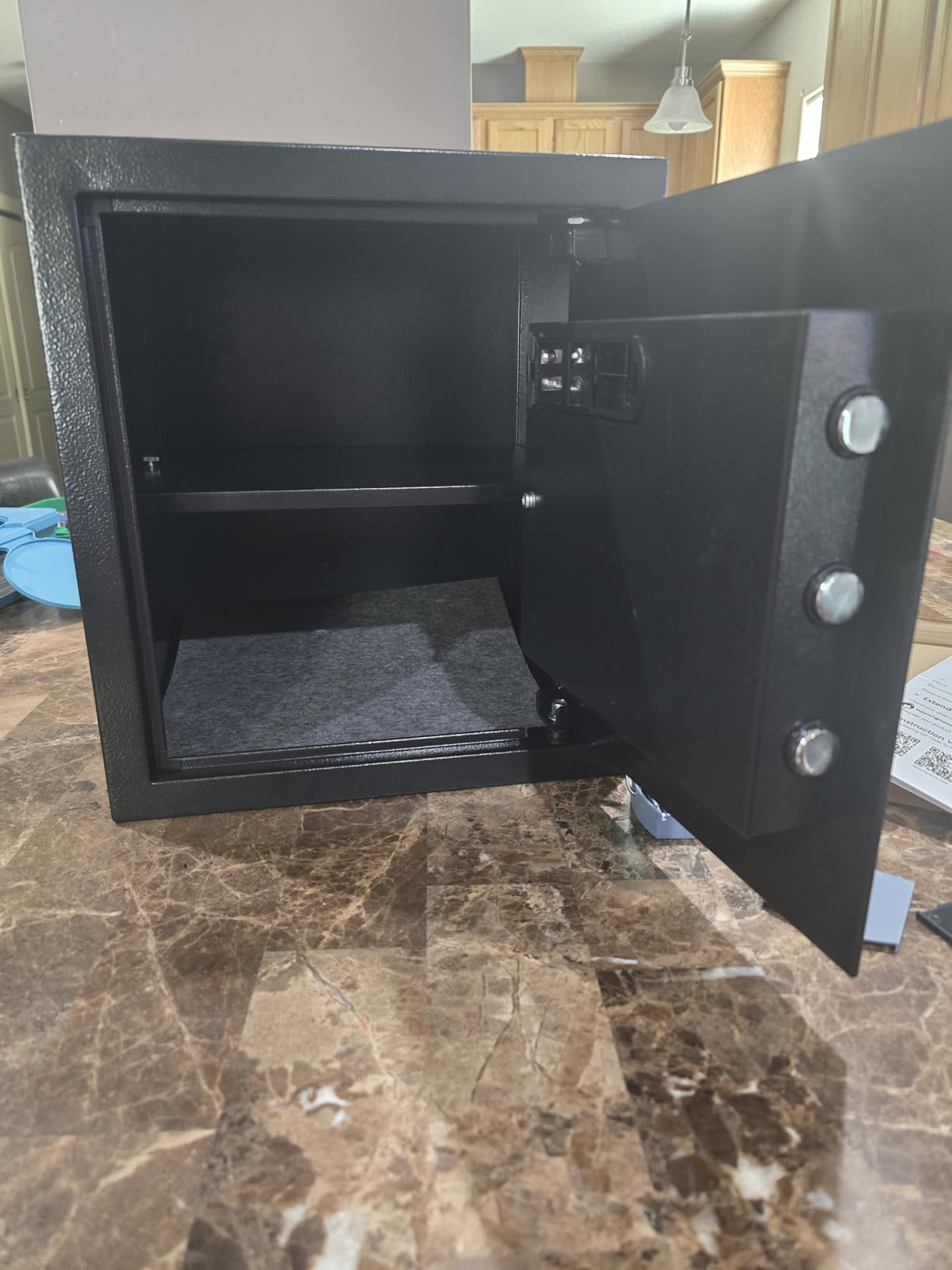 𝐔𝐩𝐠𝐫𝐞𝐝𝐞𝐝 2026 Fireproof Safes for Home| 1700°F 35-Min Protection customer photo 1